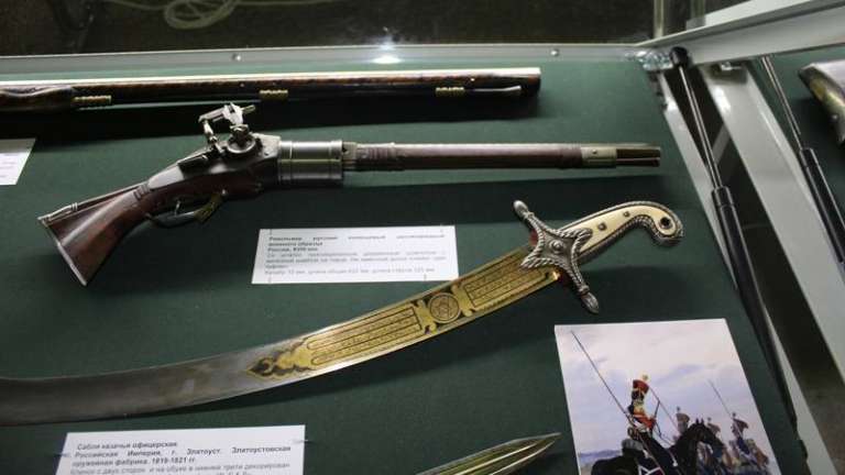 В Санкт-Петербурге открылась выставка «Мастерство оружейников XVII-XIX веков»