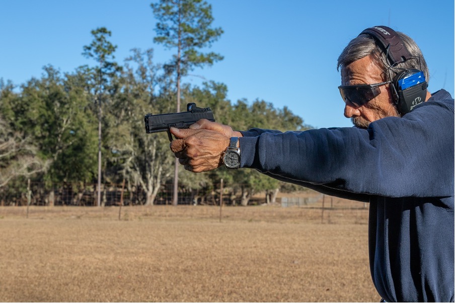 Как научится работать с коллиматорным прицелом на вашем пистолете