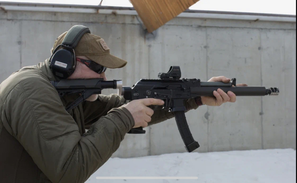 Стойка с оружием, оснащенным эксцентриком приклада Тюнинг «Сайги»: как раскрыть потенциал...