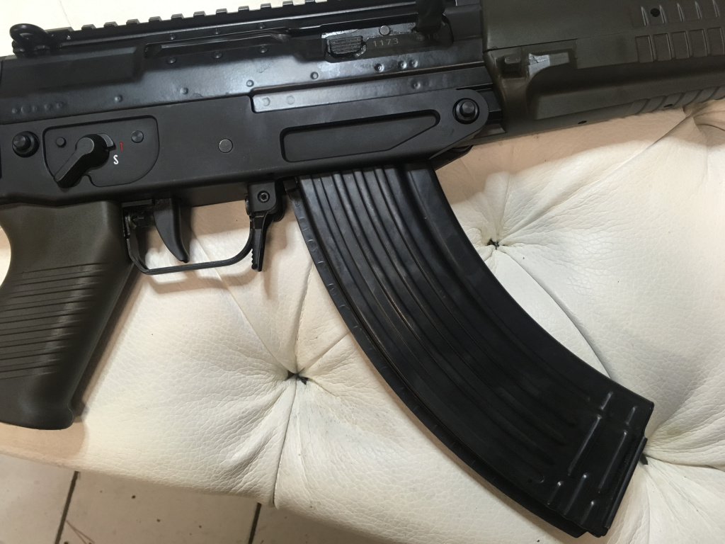 Царь-пушка: Sig SG 553R